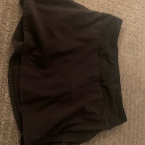Lululemon size 4 black skort
